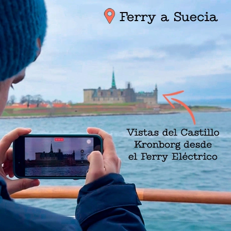 Ferry Electrico que cruza el Estrecho de Oresund desde Dinamarca hasta Suecia