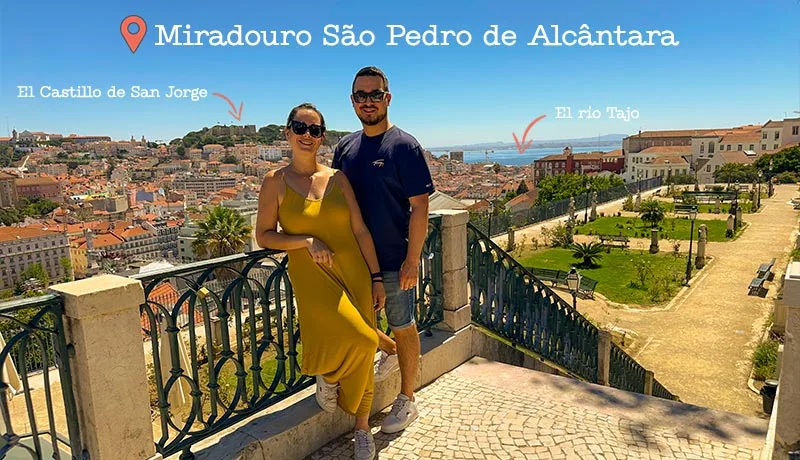 Vistas panorámicas desde el Mirador de San Pedro de Alcántara de Lisboa