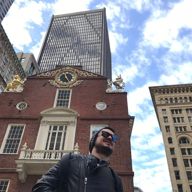El Old State House de Boston, con el león y el unicornio dorados