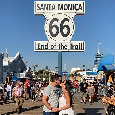 Cartel de fin de ruta en Santa Mónica