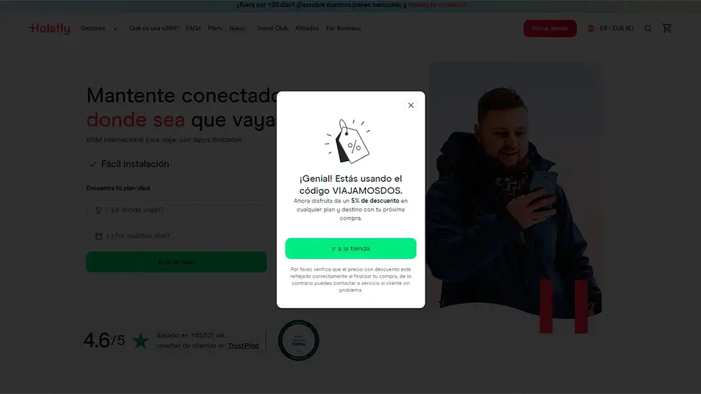 Pantallazo propio mostrando cómo se aplica el código VIAJAMOSDOS en el checkout de Holafly