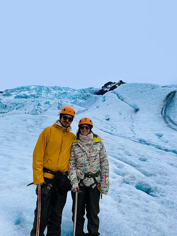 Excursión de trekking por el glaciar Vatnajökull en Islandia