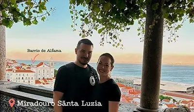 Vistas desde el Miradouro de Santa Luzia en el barrio de Alfama, Lisboa