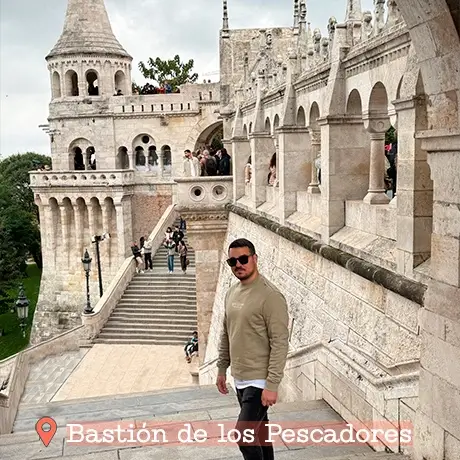Las escaleras del Bastión de los Pescadores de Budapest