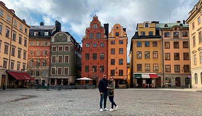 Las famosas casas de colores en la plaza Stortorget, Gamla Stan