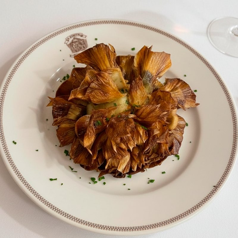 Alcachofa a la Judía (Carciofi alla Giudia) en el Ghetto de Roma.