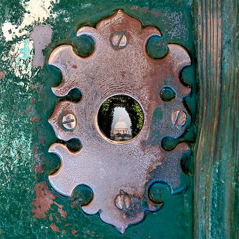 La famosa cerradura de la Orden de Malta en el Aventino, Roma.